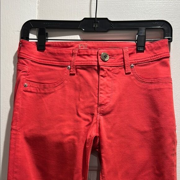 DL 1961 “Emma” Red 4 Way Stretch Legging Jeans, 26 - Picture 2 of 13
